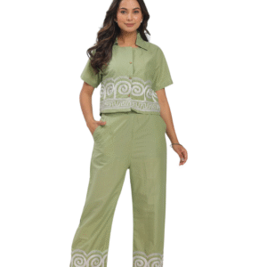 Nature-Inspired Beauty ? Floral Embroidered Cotton Dress (L)